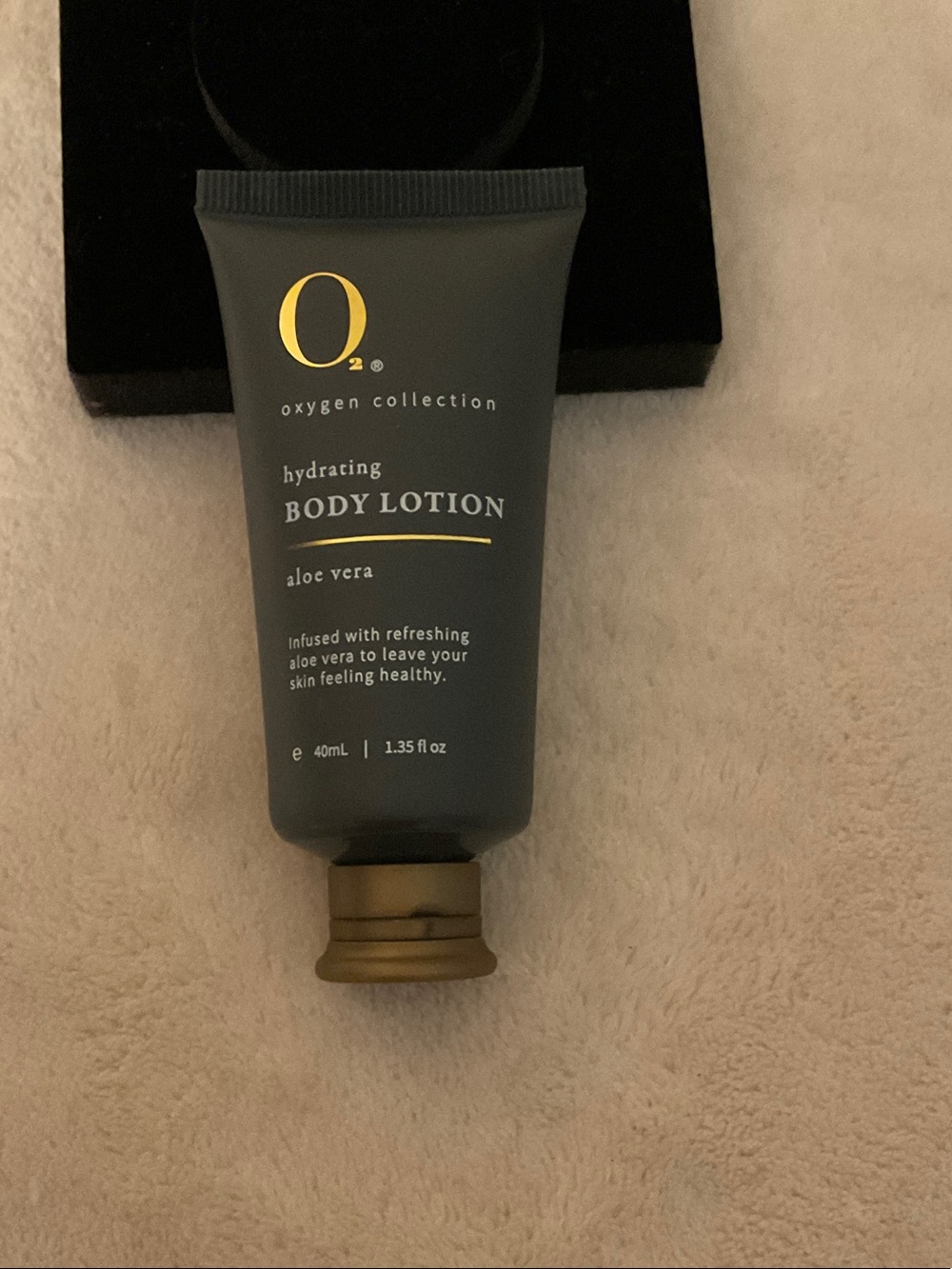 O2 Oxygen Collection Hydrating Body Lotion - Aloe Vera (Gray)